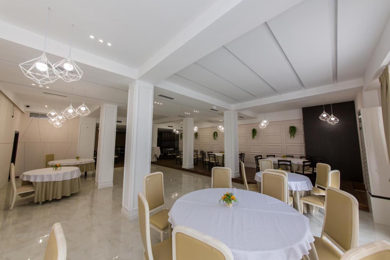 Hotel Denver Tiranë Luaran gambar
