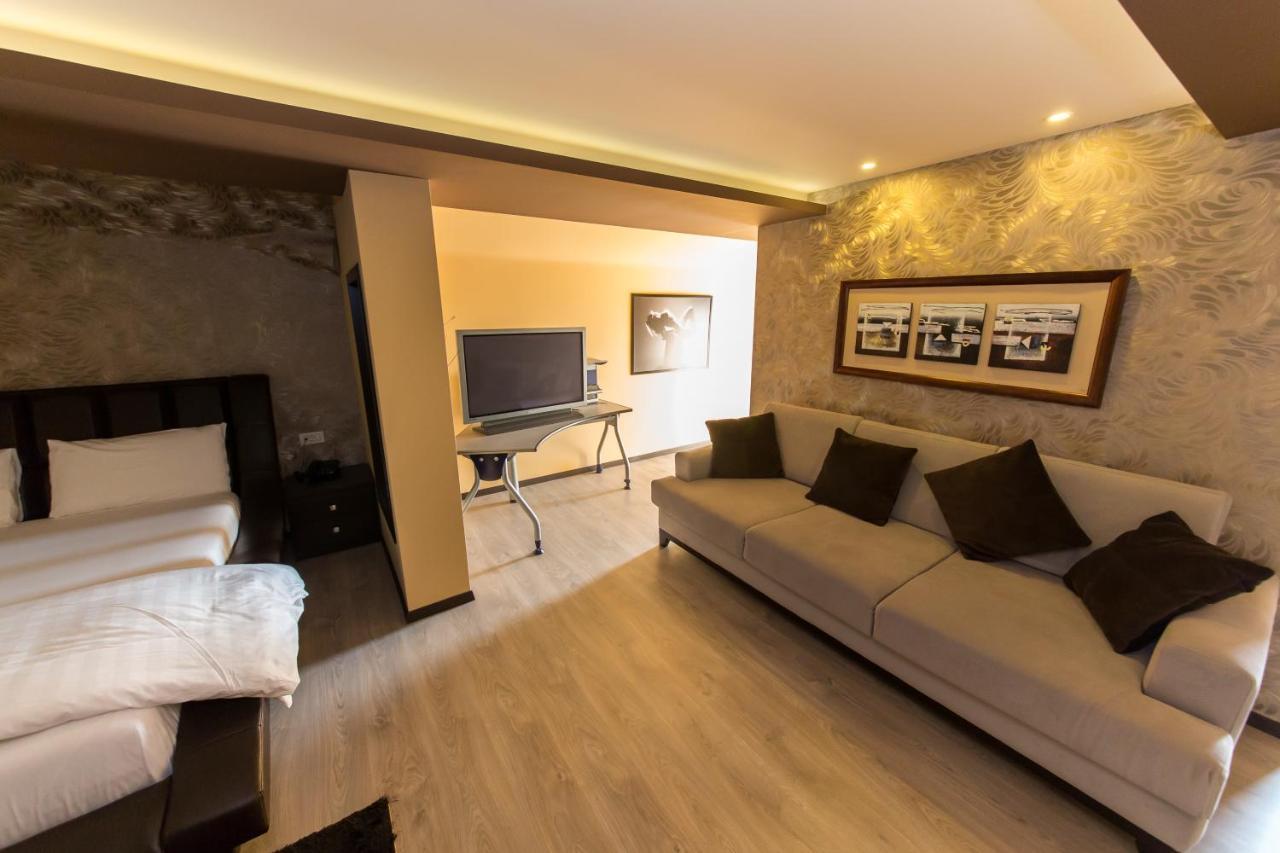 Hotel Denver Tiranë Luaran gambar