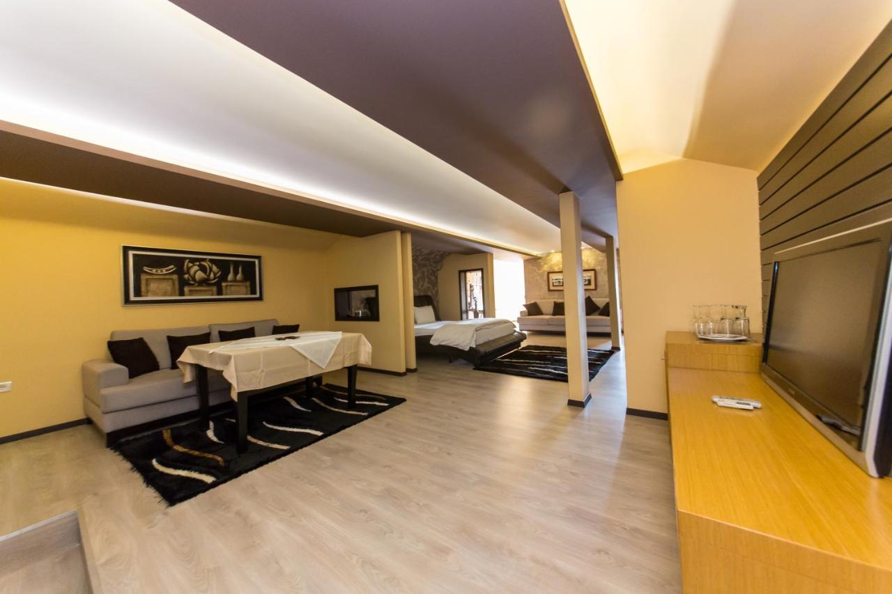 Hotel Denver Tiranë Luaran gambar