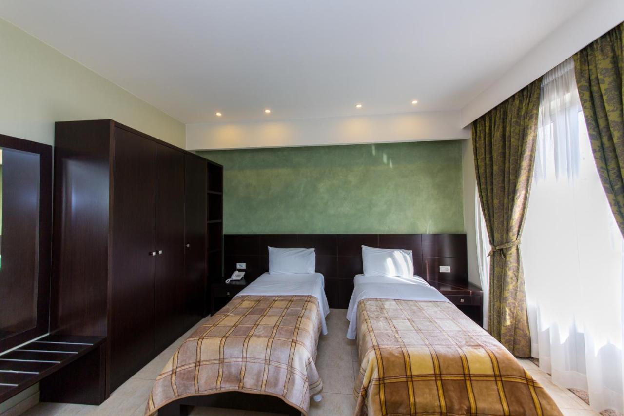 Hotel Denver Tiranë Luaran gambar